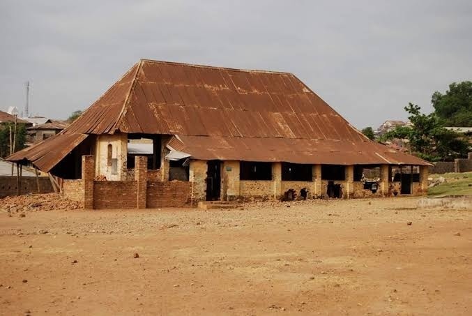 Holy Trinity Primary School
